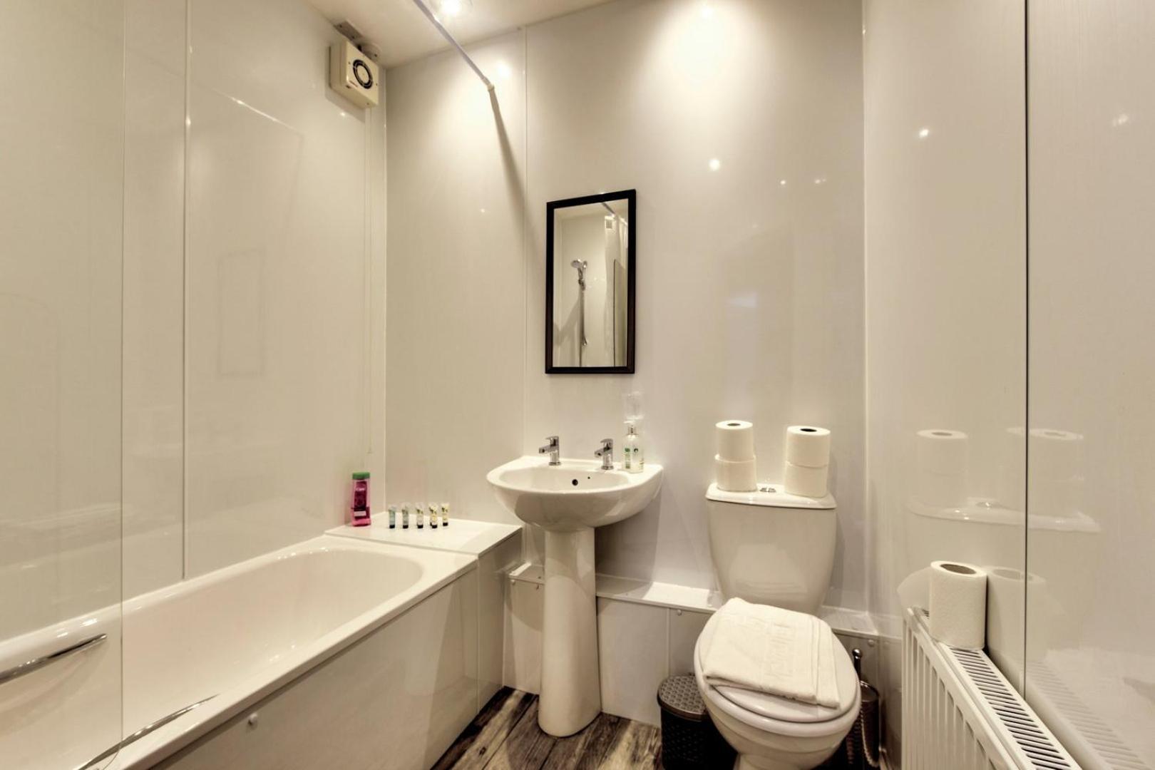 エディンバラGuestready - Bright & Airy 1Br Flat In Centerアパートメント エクステリア 写真