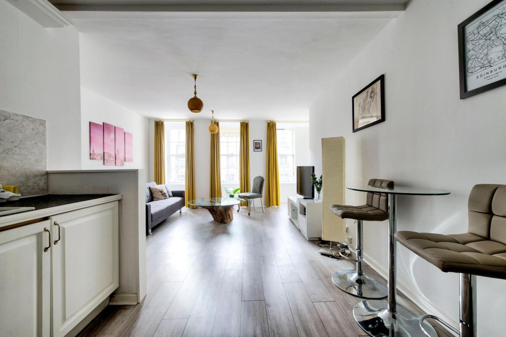 エディンバラGuestready - Bright & Airy 1Br Flat In Centerアパートメント エクステリア 写真
