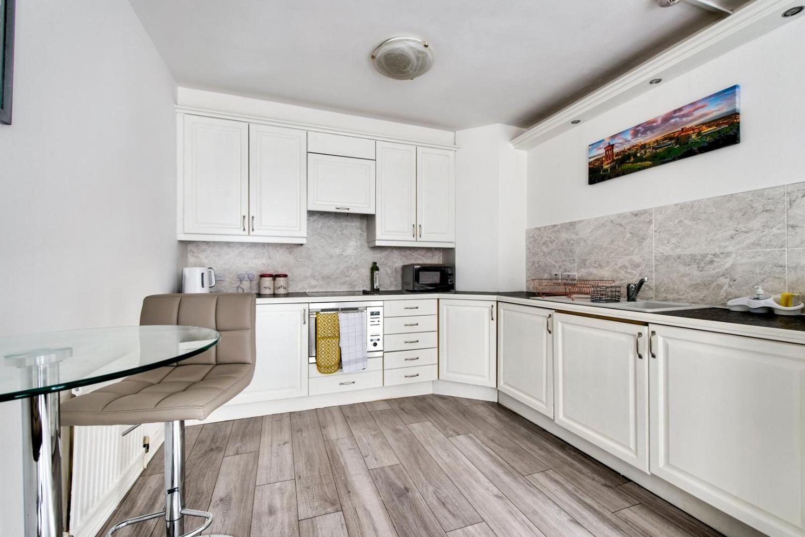 エディンバラGuestready - Bright & Airy 1Br Flat In Centerアパートメント エクステリア 写真