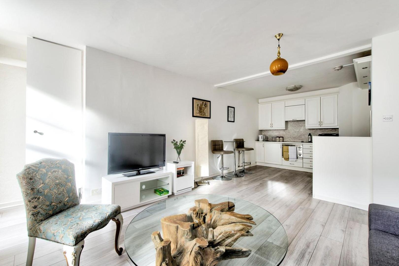 エディンバラGuestready - Bright & Airy 1Br Flat In Centerアパートメント エクステリア 写真